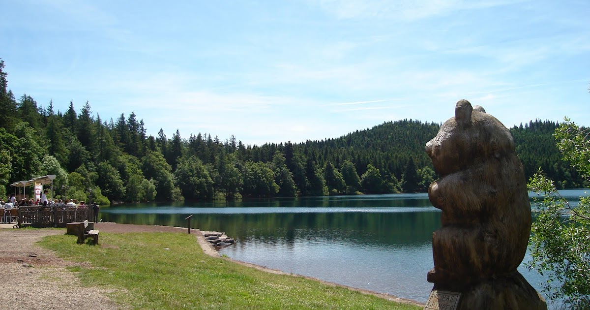 Les Volcaniks de l'Allier , lac du Bouchet et cascade de Labeaume