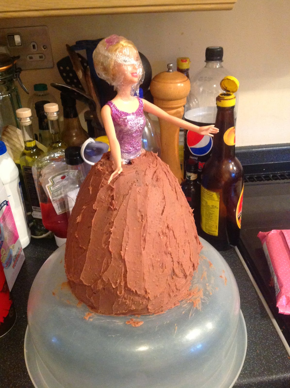 Preparing a Disney Tangled Rapunzel Birthday Cake