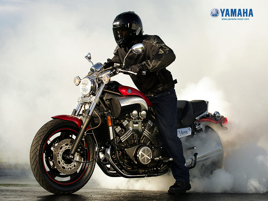 http://1.bp.blogspot.com/-n-UpUvpW4Dg/TbX6x-1ydqI/AAAAAAAAHZQ/WCGSTqfrDAI/s1600/1_wallpaper_mcy_05_vmax_1024-274652.jpeg