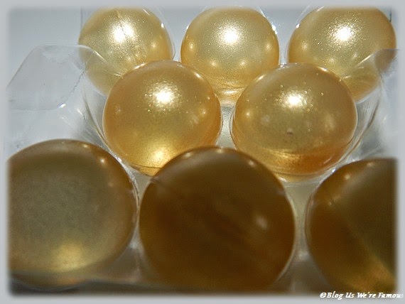 Blog Us We Re Famous J Ai Les Boules Perles De Bain Au Monoi By Cottage