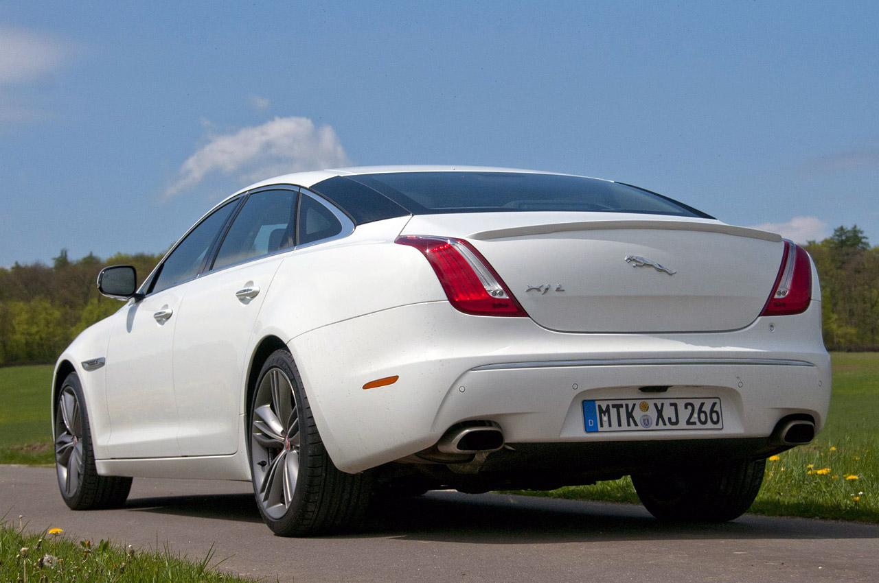 2012 Jaguar XJ Sport Pack