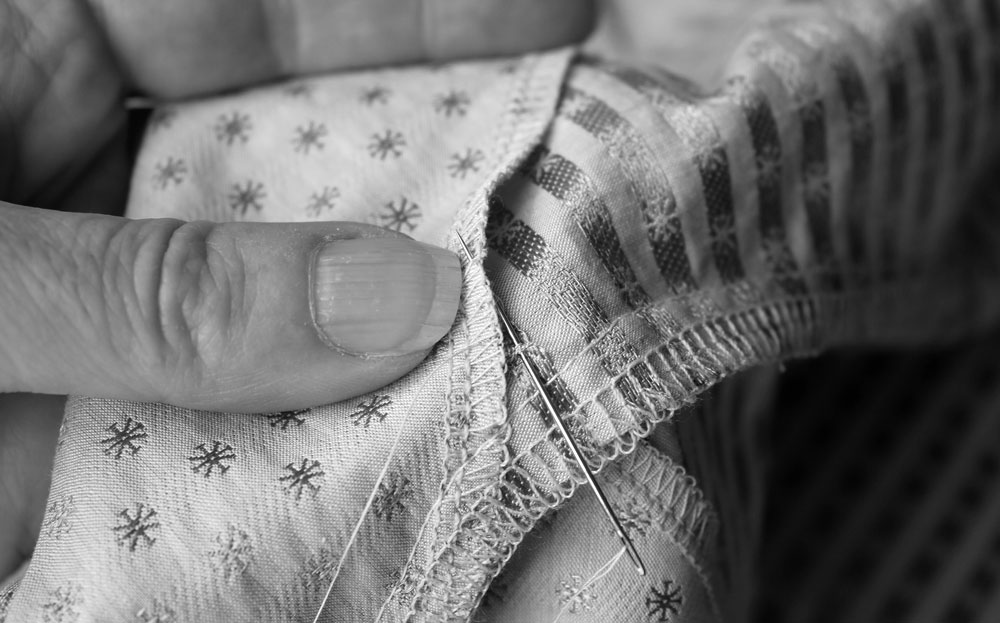 The Makers' Journal HOW TO sew a blind hem by hand