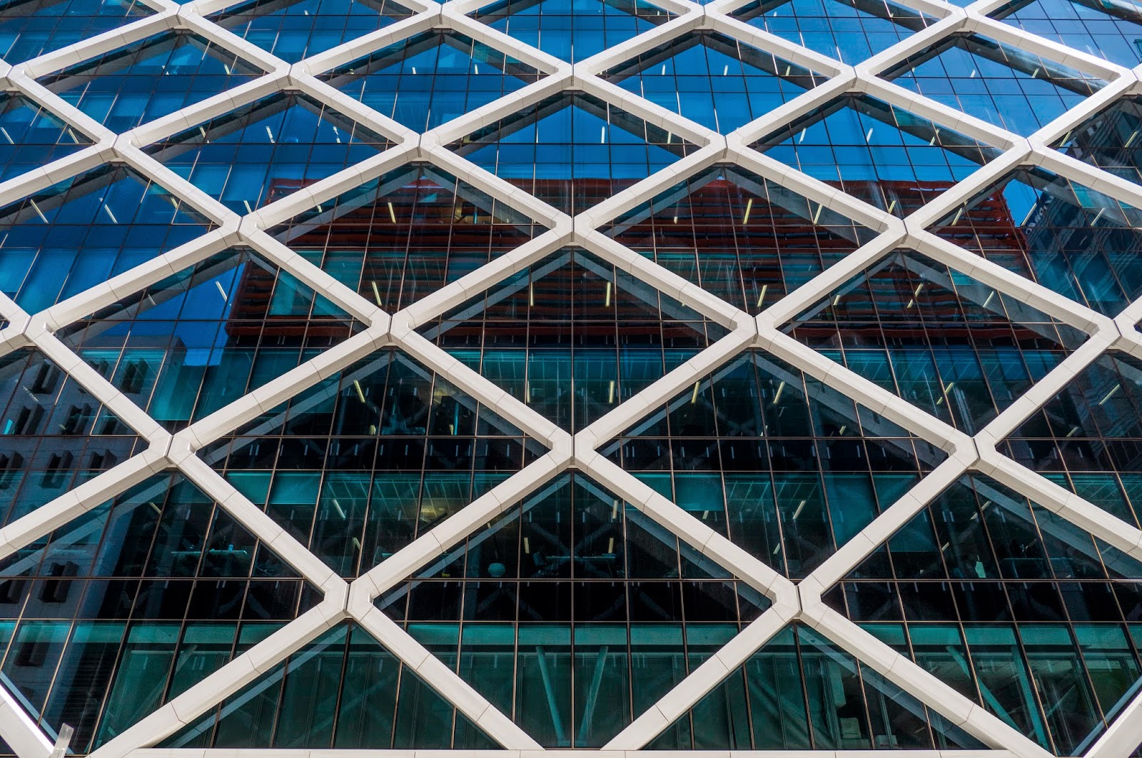 a diamond building The asean centre for energy has awarded its top energy award to the diamond building, headquarters of the energy commission of malaysia in putrajaya. a diamond building The asean centre for energy has awarded its top energy award to the diamond building, headquarters of the energy commission of malaysia in putrajaya.