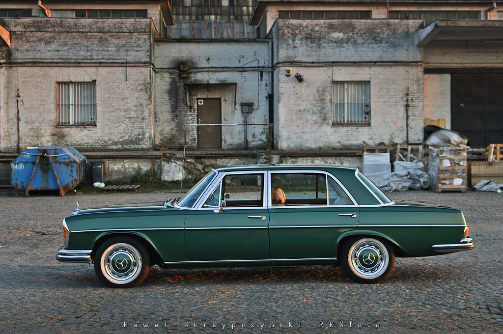 Мерседес Бенц w109