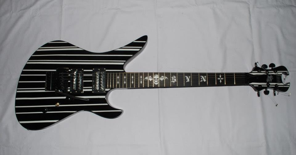 Gambar Gitar Syn