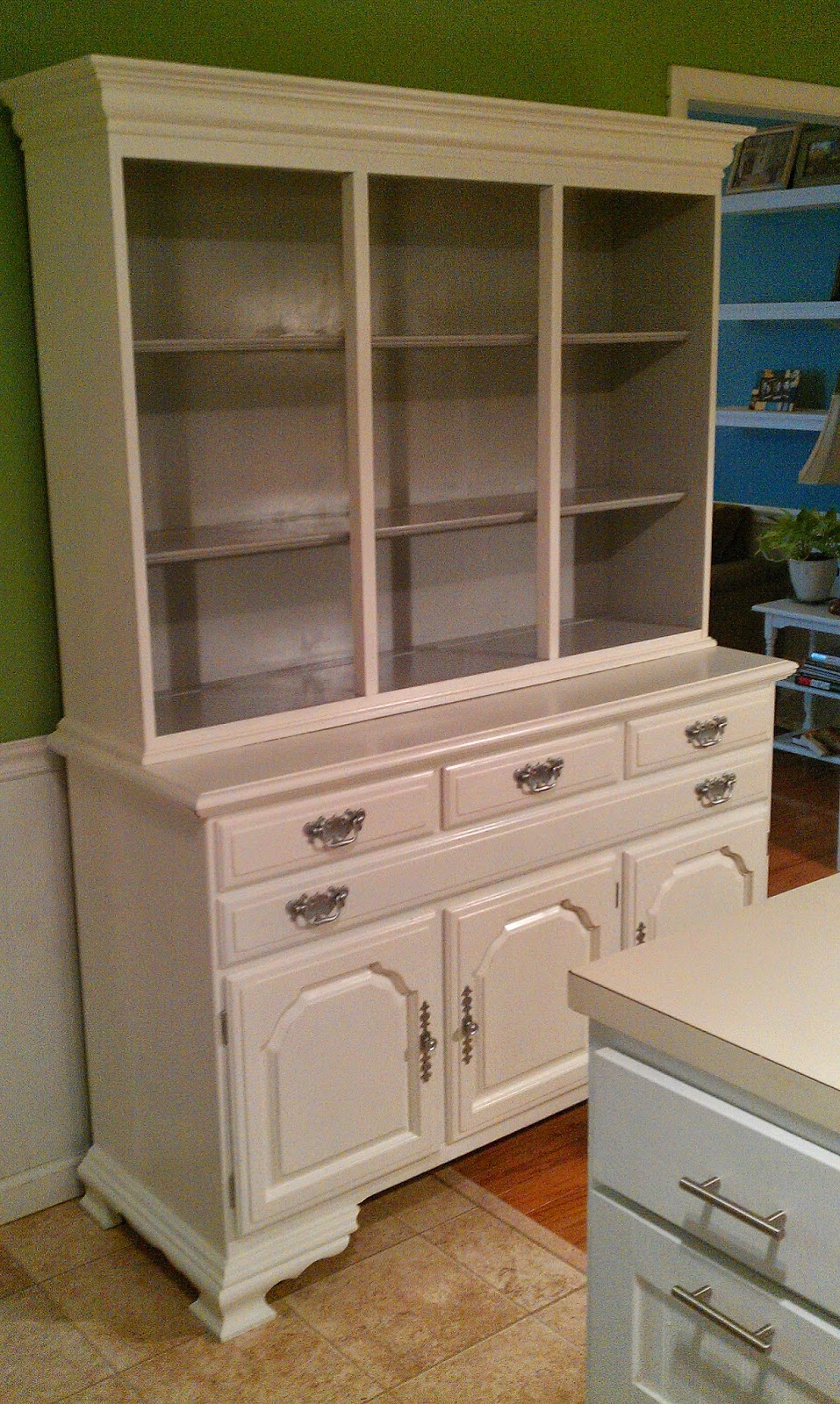 Lancaster Ave Living Painted Buffet/Hutch