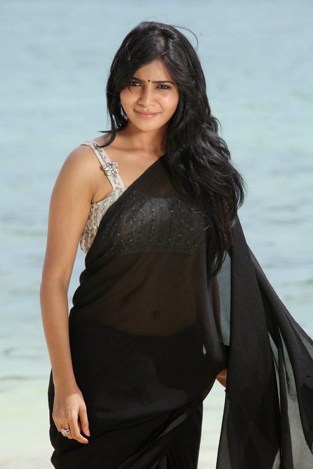 Samantha Hot Saree Photos | Filmy Trend