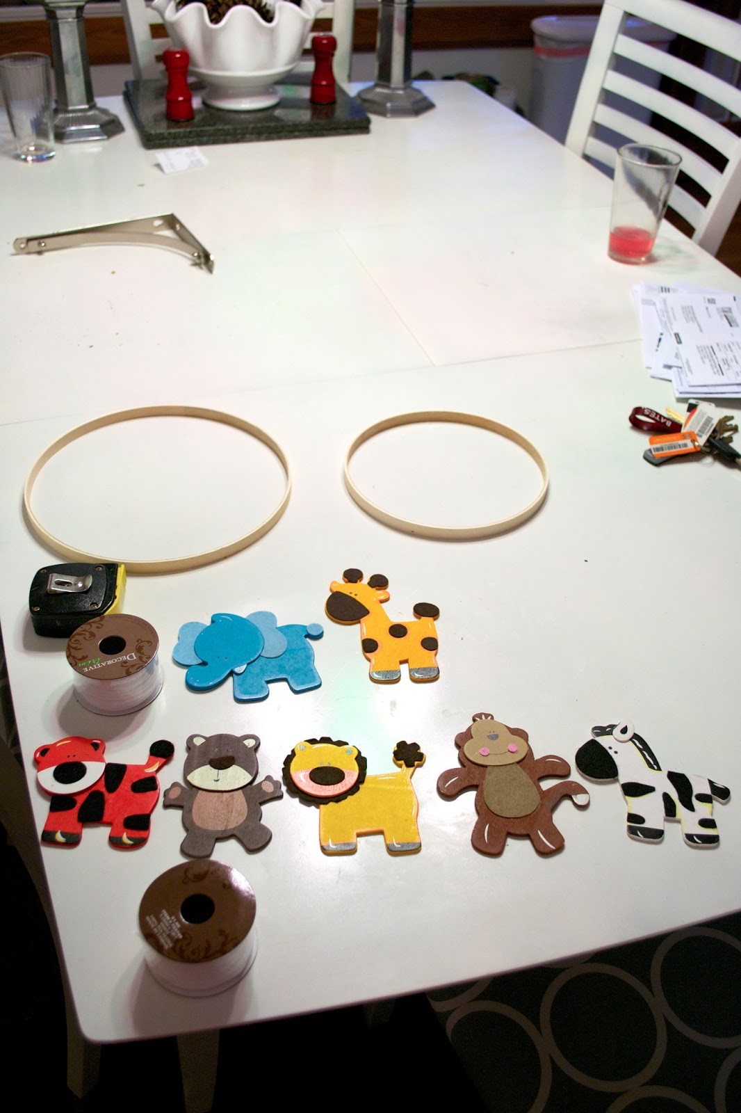 Ck And Nate Header Diy A Mobile For Under 10 Bucks