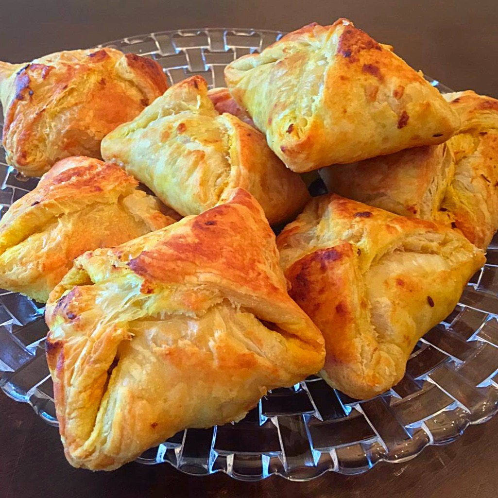 shiba's cuisines Bakery Style Egg Puffs