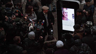 Steve Jobs Memorial Unveiled In Russia.