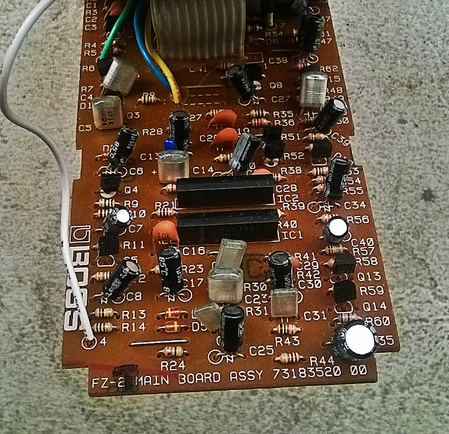 Boss FZ2 PCB circuit inside