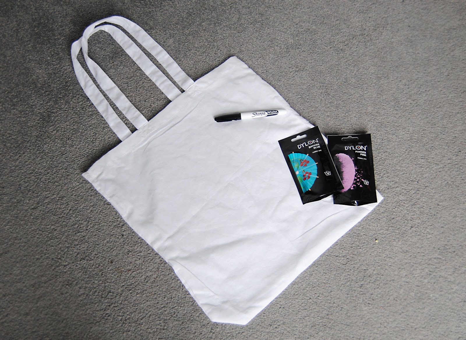 DIY Dip Dye Illustrated Tote Bag Hello Gwen