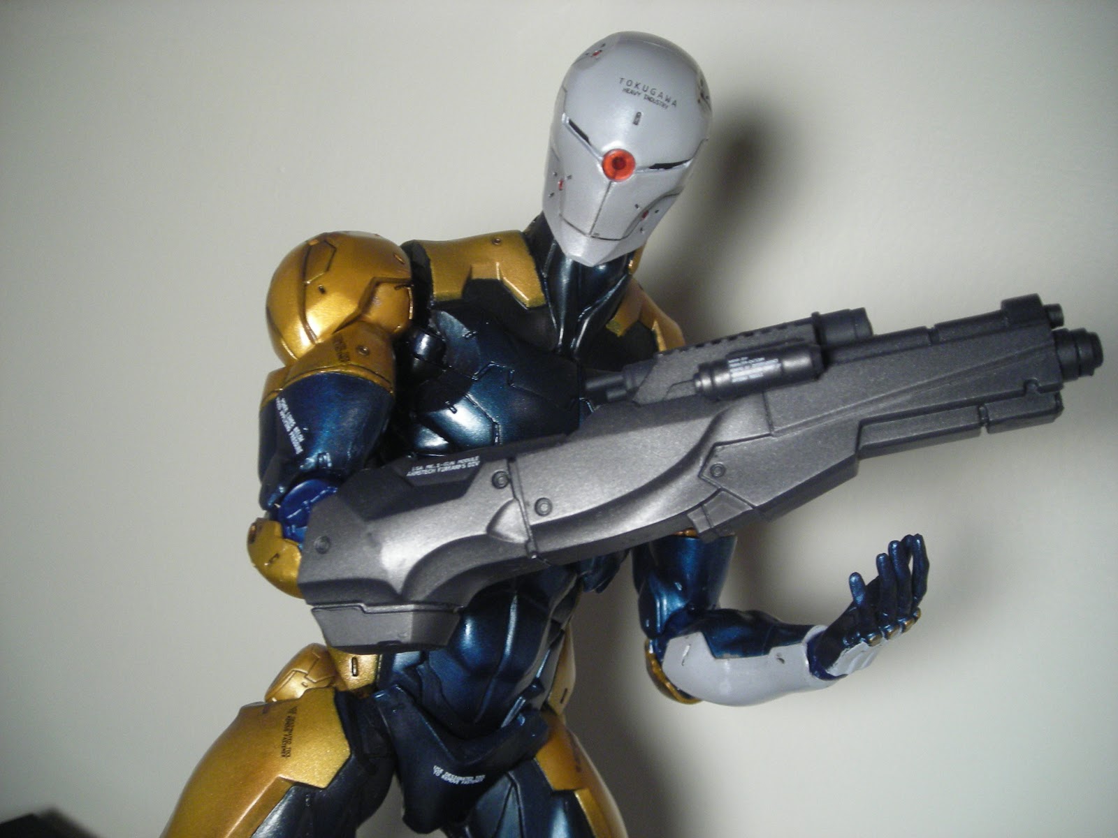 My Shiny Toy Robots Toybox REVIEW Play Arts Kai Ninja