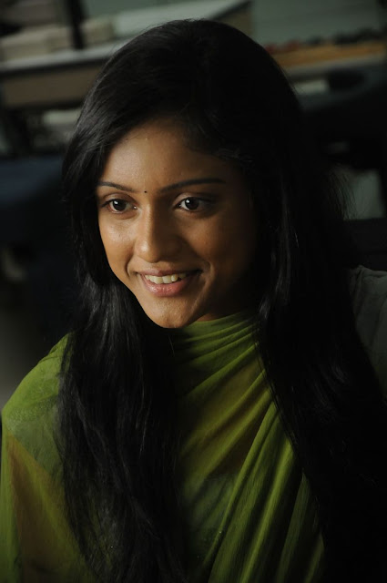 Actress Keerthi 