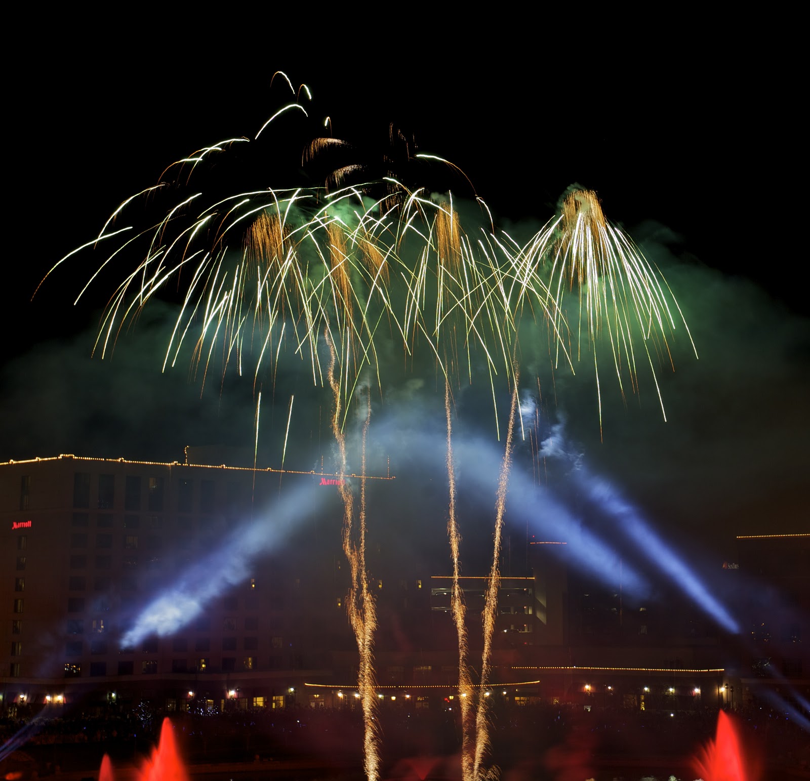 Hollydazzle Fireworks Newport News My Pic Mania