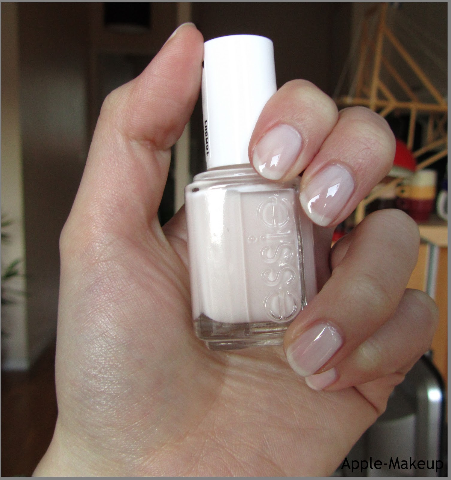 Apple Makeup 6 Ballet Slippers Essie