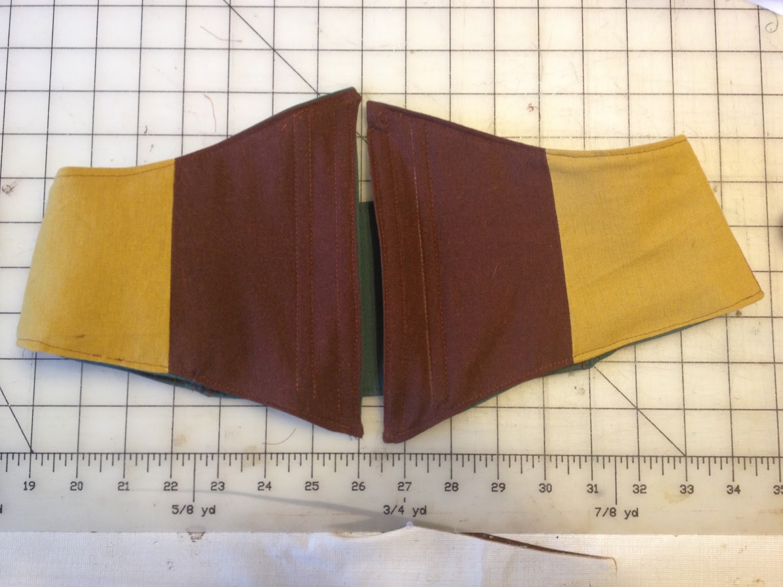 Geek Grrl Crafts The Making of a Costume Waist Cincher (Part 2)