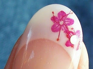 Nail Designs: Acrylic Nail Designs - The History of Nail Design