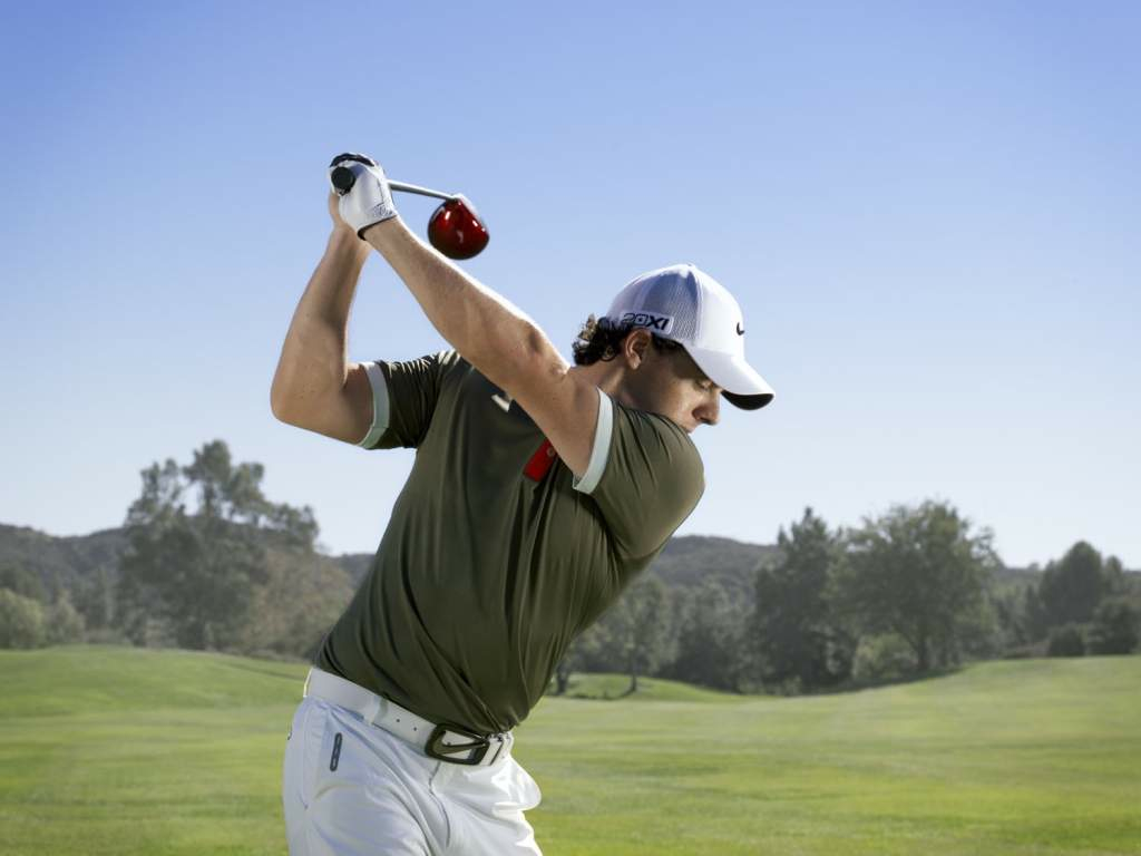 American Golfer It’s Official Rory McIlroy Signs with Nike Golf