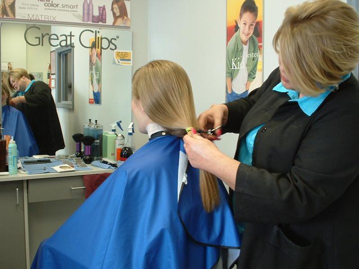 girl's hairstyle Great Clips Makeover