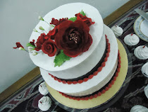 WEDDING CAKE