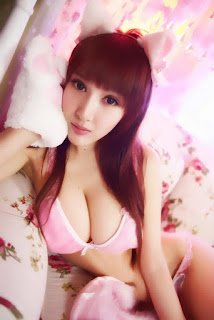 Foto Hot Model China Zhang Wan You