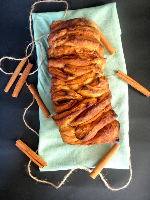 Pull-apart Bread (pão De Canela)
