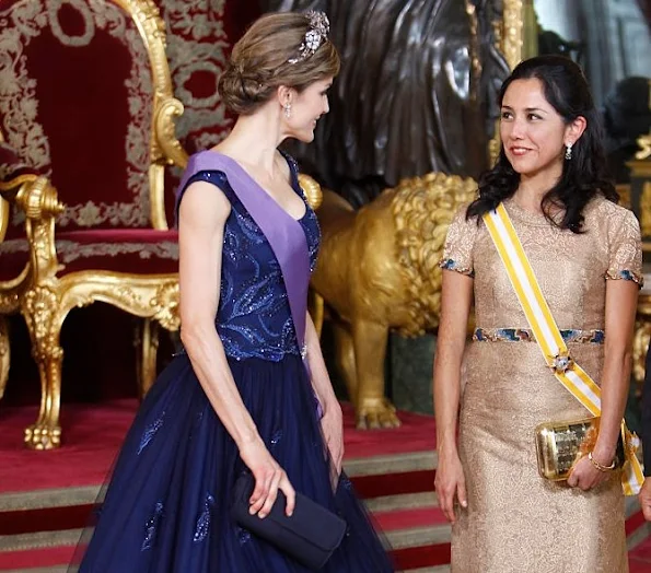 King Felipe VI of Spain and Queen Letizia of Spain host a dinner for Peruvian President Ollanta Humala Tasso and wife Nadine Heredia Alarcon