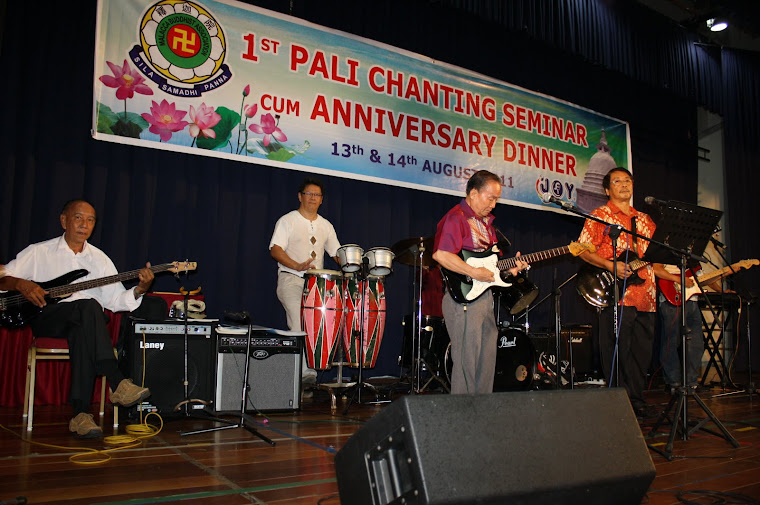 Playing for the Chantingfarers anniversary dinner