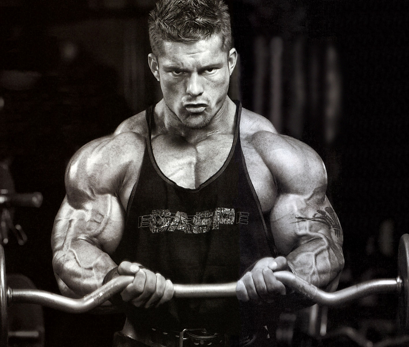 MuscleBaseBody Flex Lewis