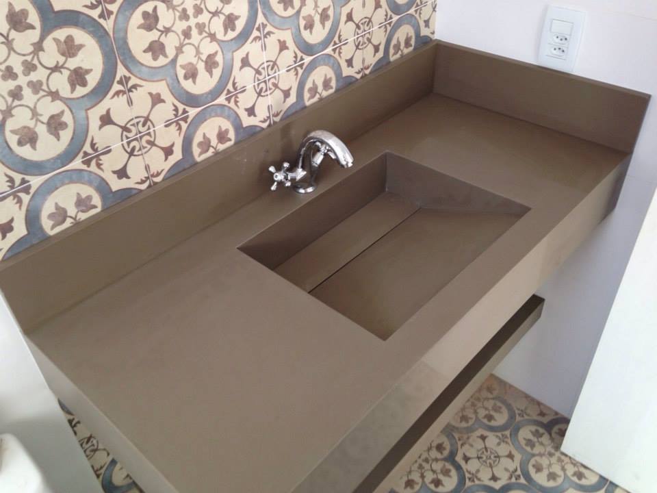 MARMORARIA SANTO AMARO LTDA BANHEIROS COM CUBAS DE PEDRAS