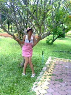 Morm Srey Mol annoying facebook girl Morm Srey Mol annoying facebook girl