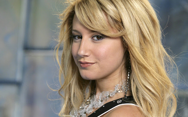 Ashley Tisdale Hd Wallpapers