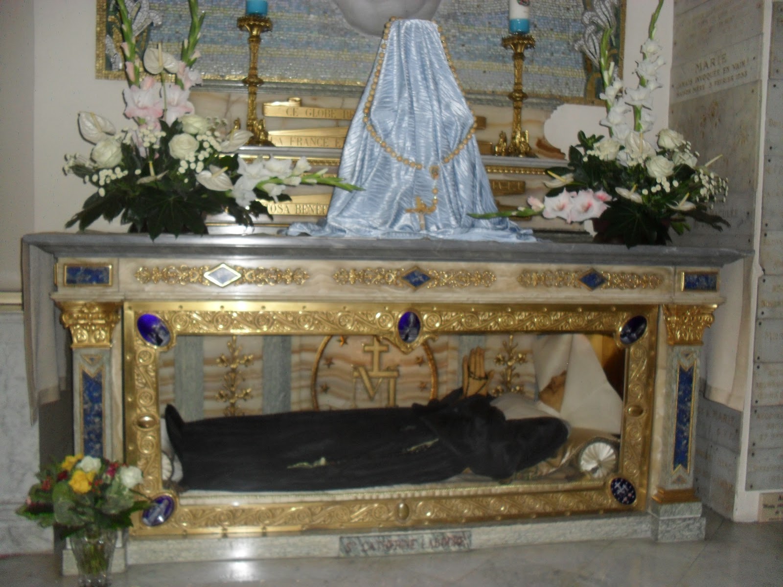 Cesar Augusto Peregrinação Santuários Europeus 10º dia Paris