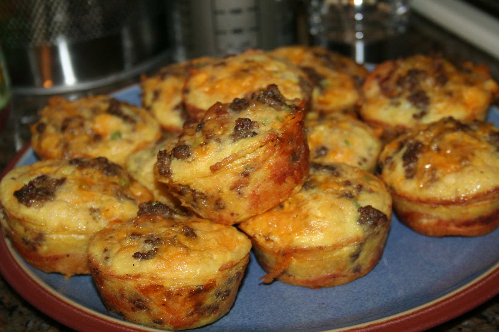 Momma Hawk Cooks Breakfast Cupcakes