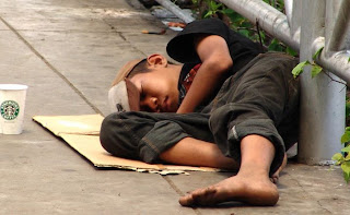 5 Hal Penyebab Kemiskinan