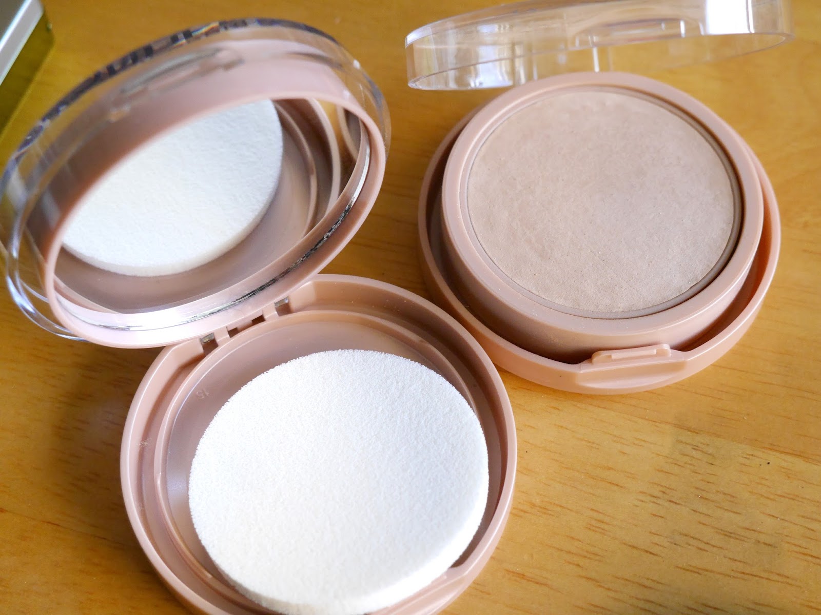 Maybelline Dream Powder review swatch classic ivory sandy beige