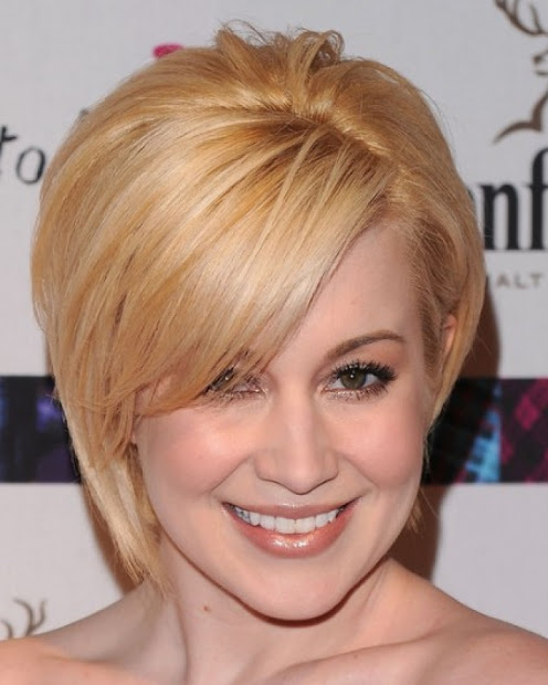 nice hairstyle layered short