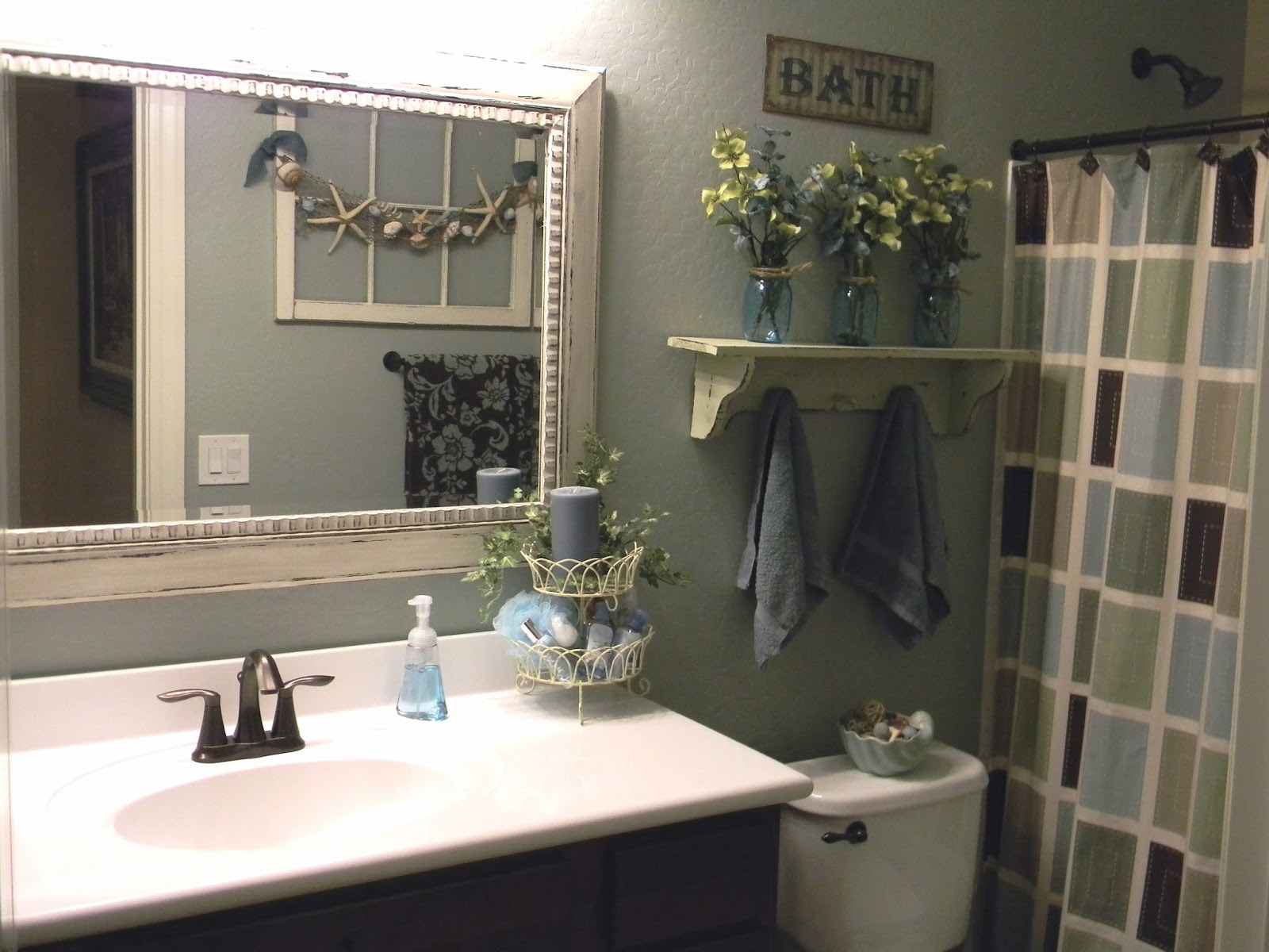 Little Bit of Paint Guest Bathroom Update