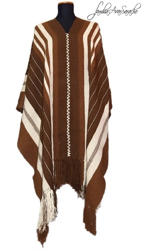 Poncho de llama Nº L024 "Familia Avar Saracho" - DISPONIBLE