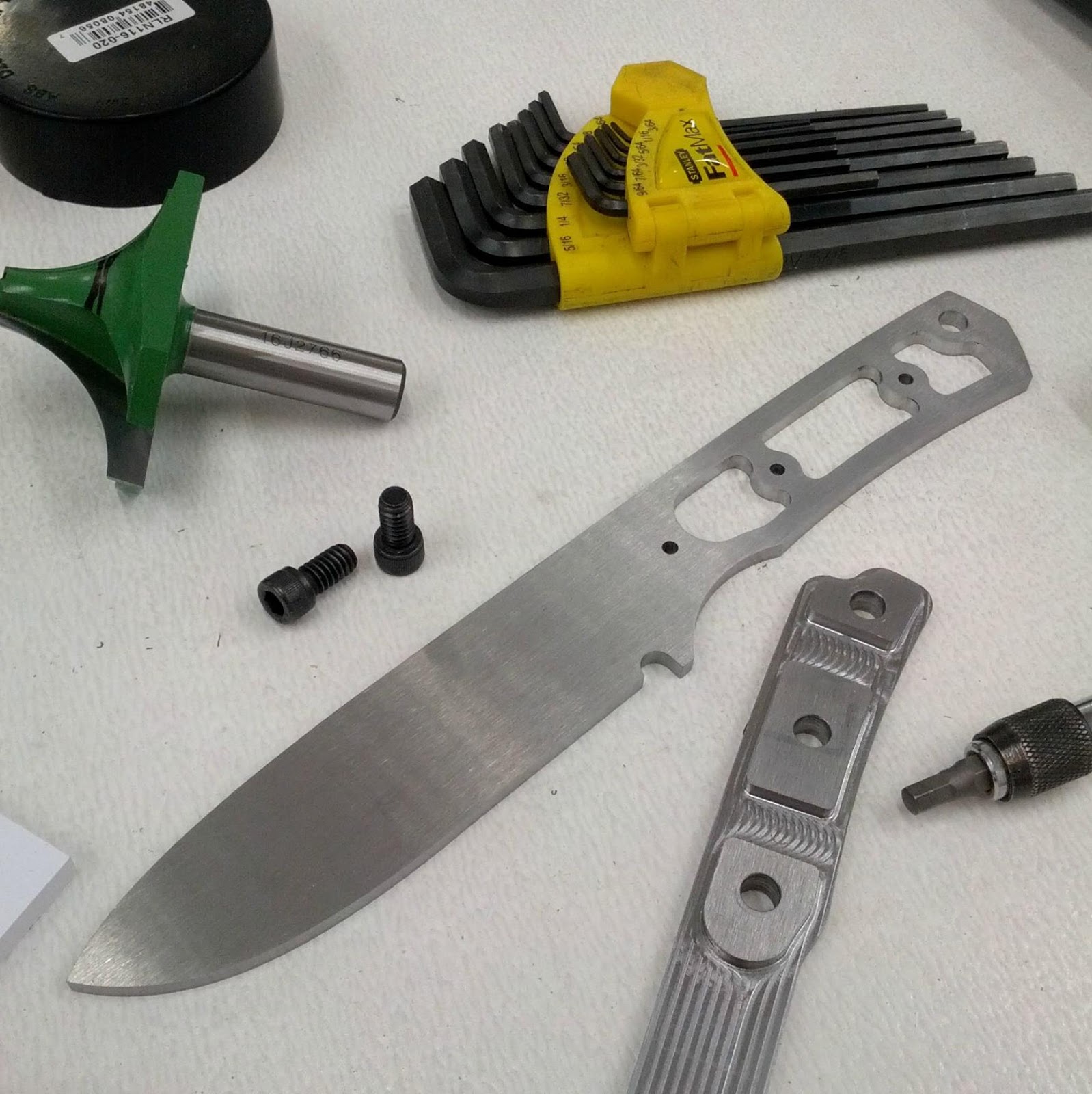 NC SILENCER A Review of the Gough Custom Resolute Knife