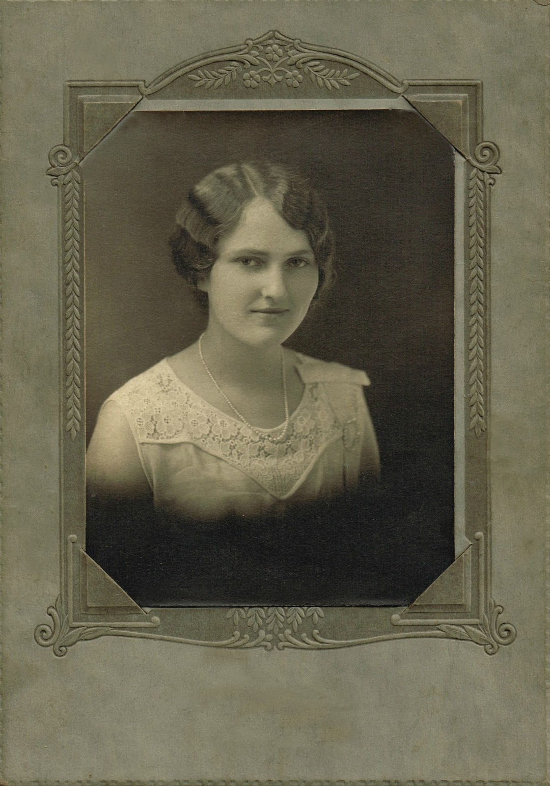 Printable Antique Photo & Mat Knick of Time