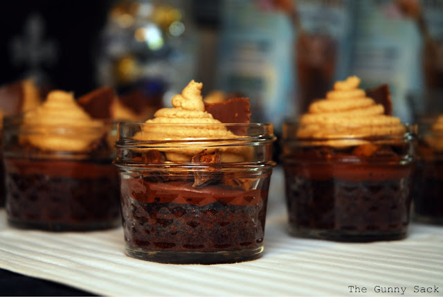 Peanut Butter Cup Brownies In A Jar