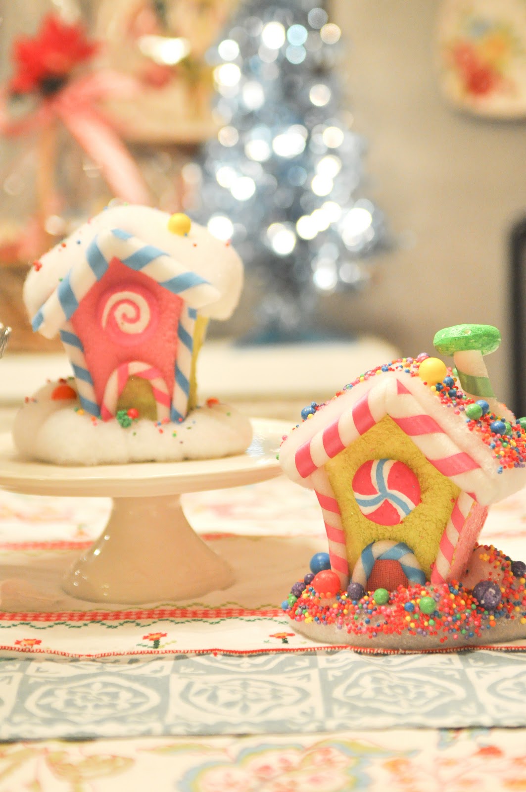 Domestic Fashionista: Holiday Dessert Party