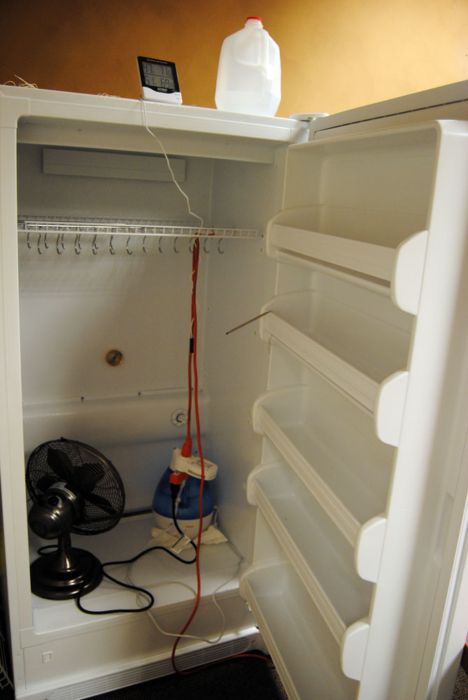 How to Convert a Refrigerator into a Curing Chamber