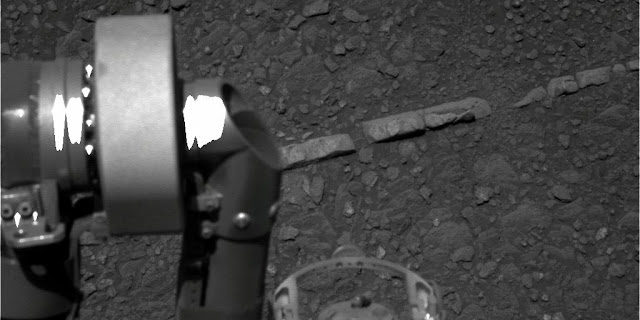 NASA muestra imágenes de lo que fué una antigua calzada en Marte Calzada+en+marte+7