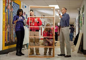 Obama cumple su Día de Servicio antes del inicio de su segundo mandato