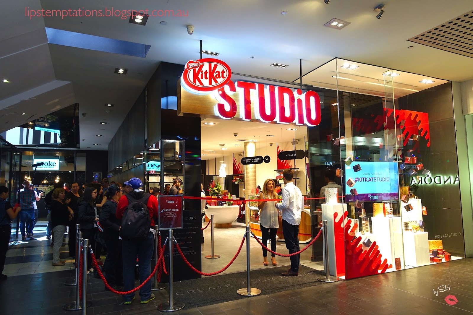 Kit Kat Studio pop up store Lip's Temptations