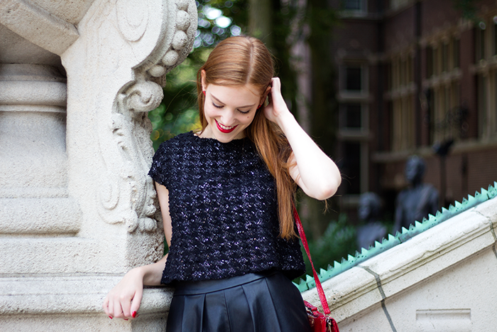 Fashion blogger portrait with a crop top