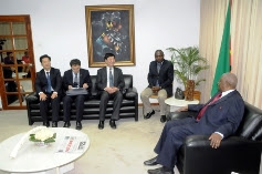 Moçambicanos formam-se em diplomacia na China 